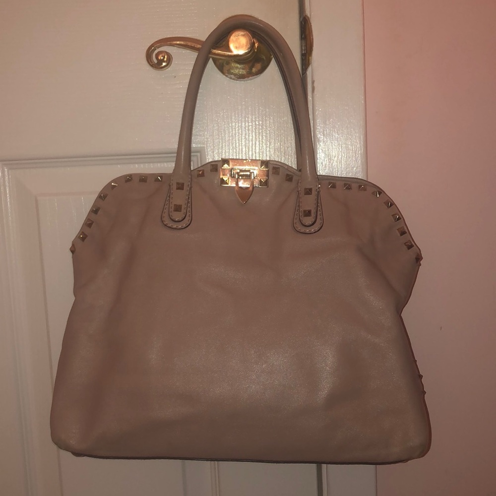 Authentic light pink Valentino leather handbag